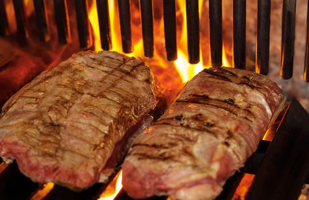 Logis Hotel Lons-Le-Saunier - Restaurant Le Grill Exterior foto