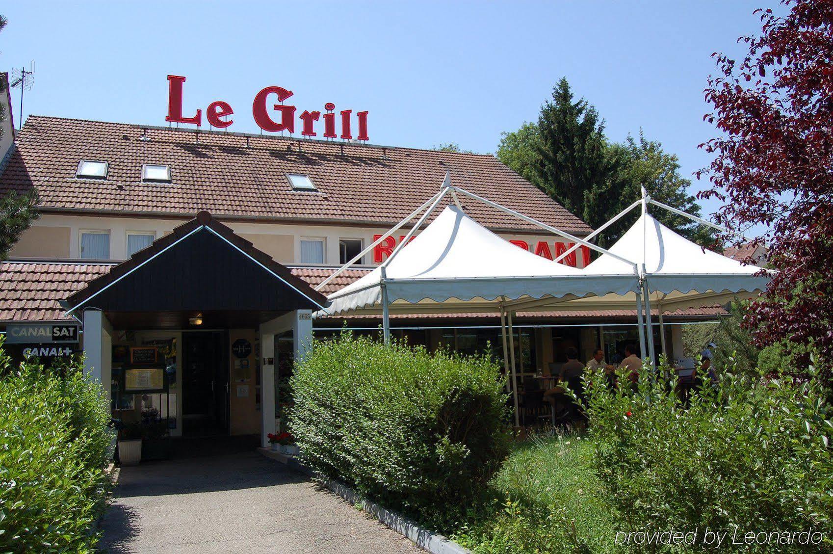 Logis Hotel Lons-Le-Saunier - Restaurant Le Grill Exterior foto